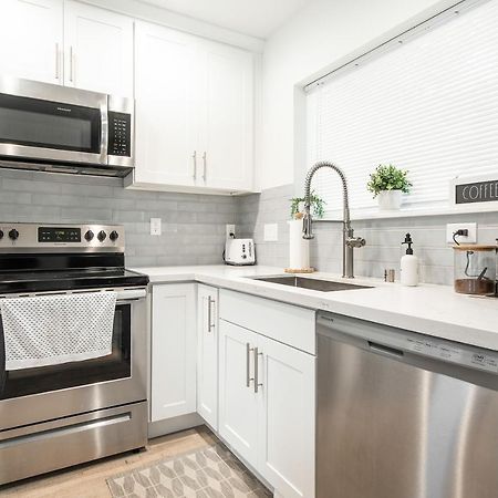 Ballard Home Base - Comfy Modern House In Seattle Bagian luar foto