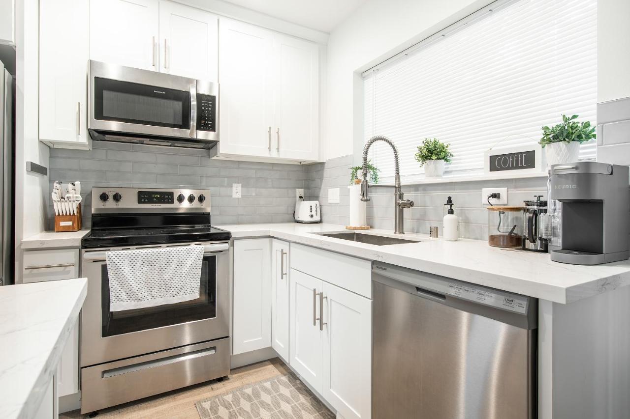 Ballard Home Base - Comfy Modern House In Seattle Bagian luar foto